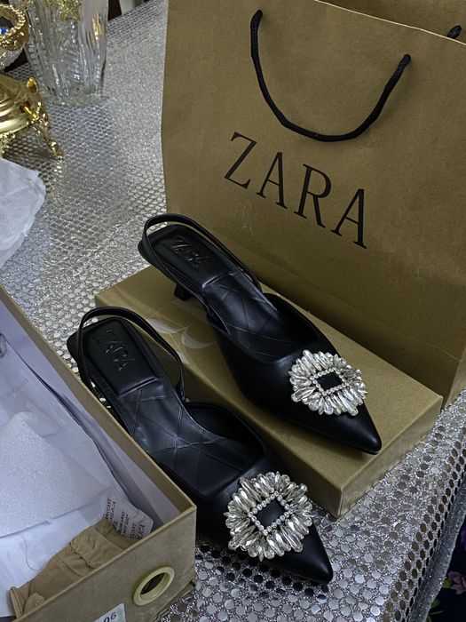 босаножки с каблуком