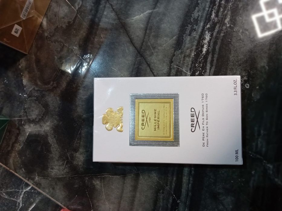 Parfum de vânzare
