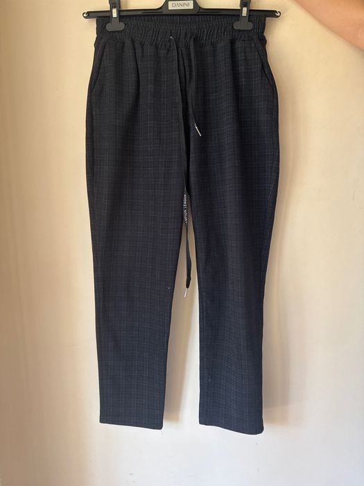 Дамски панталони и дънки