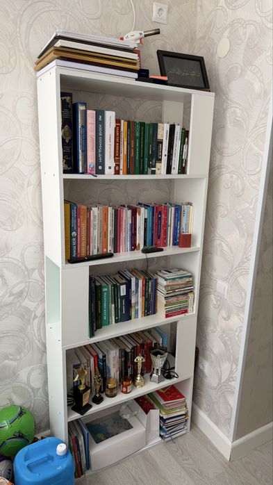 Гарнитур шкаф полка для книги продам