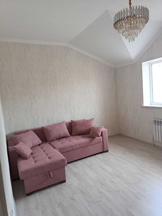 Продам квартиру двухкомнатную 42 квадрата