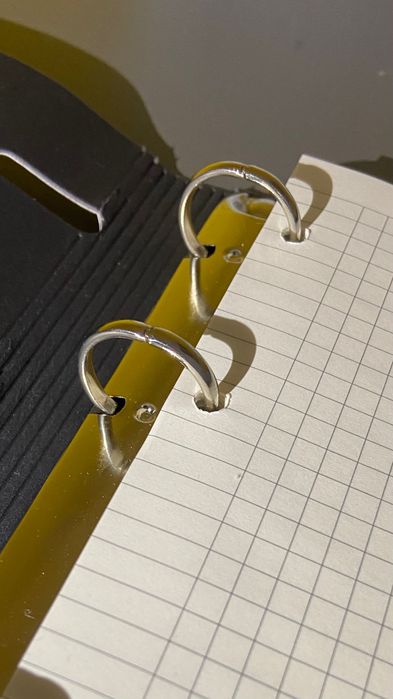 блокнот в клеточку