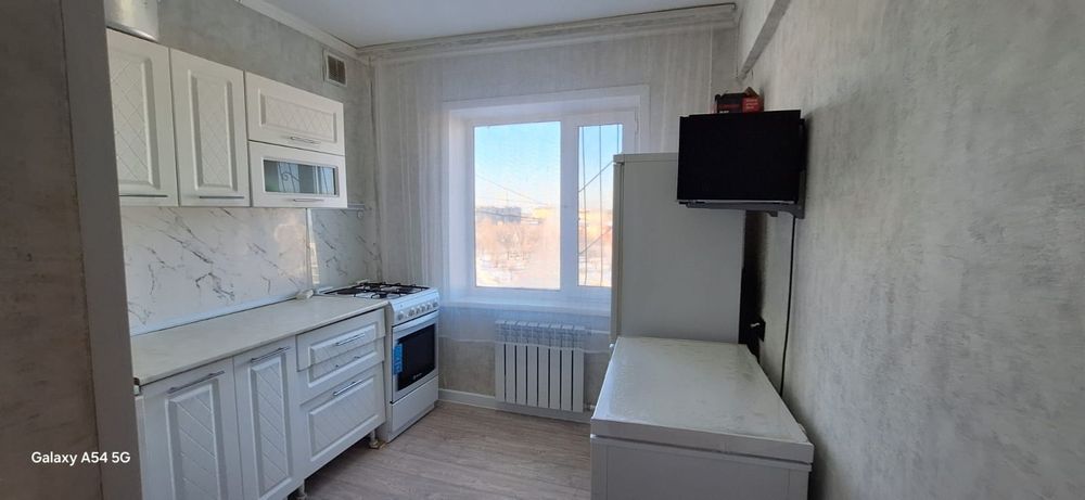 продам 3 комнатную квартиру