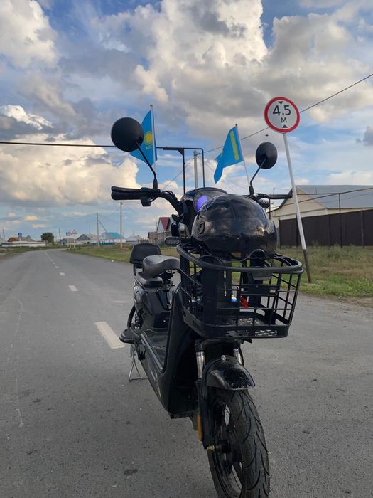 Электро скутер (велосипед) Evestar 8