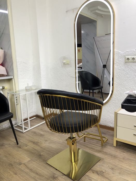 Кресло парикмахерское 60000т