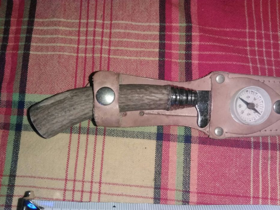 Продавам Антикварен супер ловен нож 7