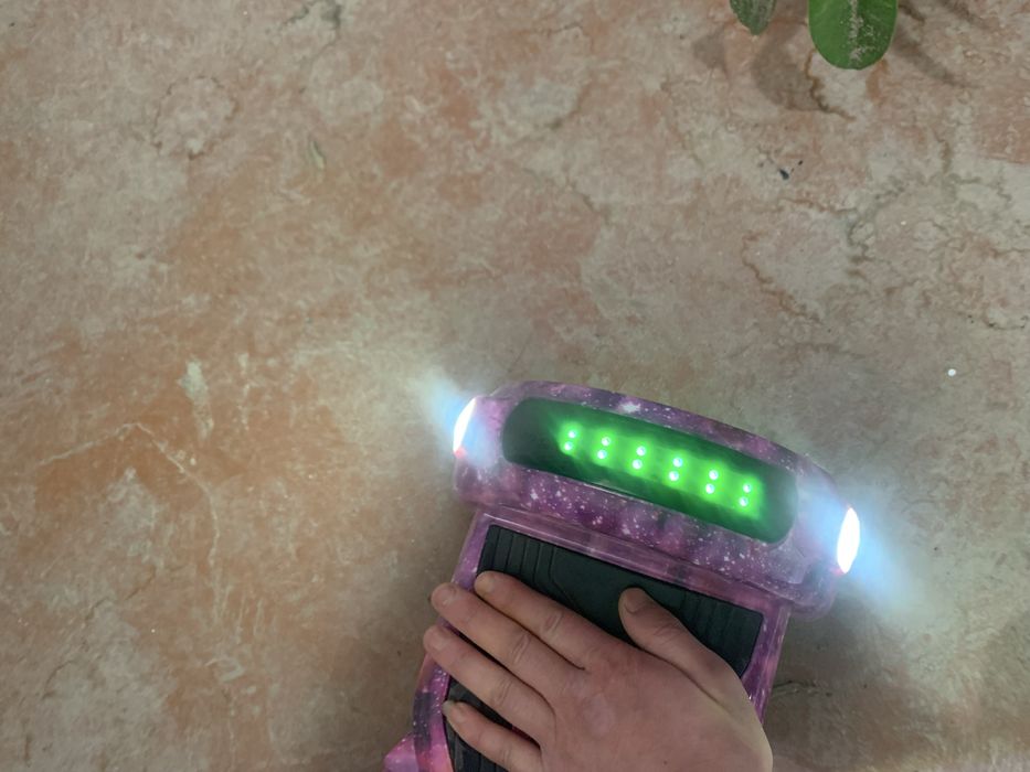 Продаеться гироскутер