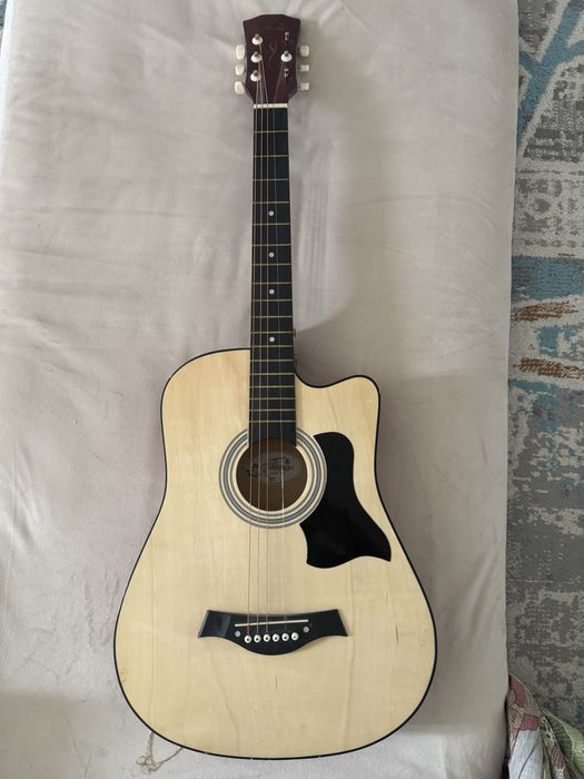 Продается Гитара