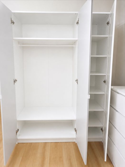 Трехдверный шкаф IKEA