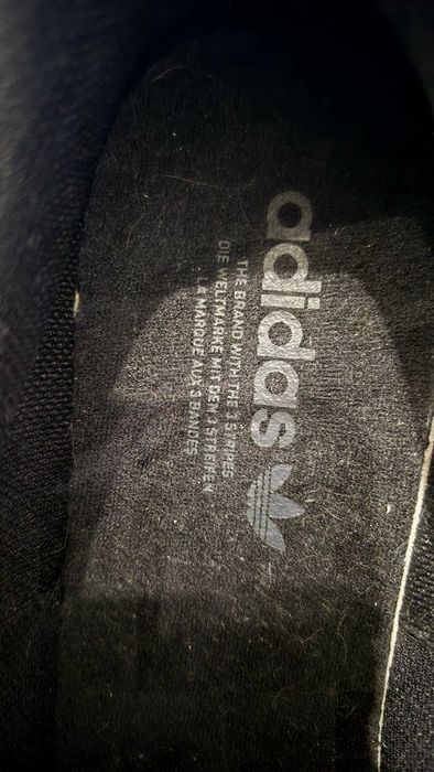Продам красовки Adidas