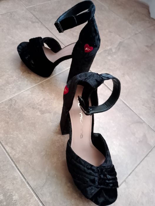 Дамски обувки FORNARINA