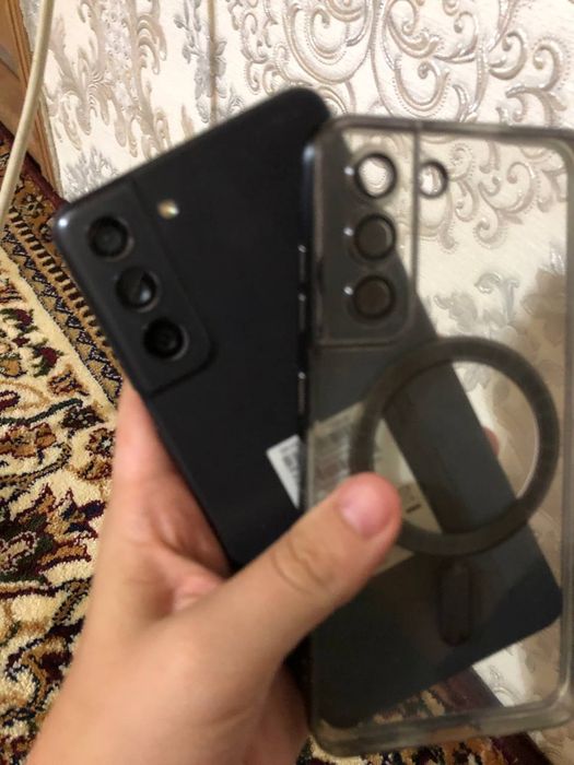 Срочно сотилади.   Самсунг.  S 21 fe.2- симОфициальный 8/128