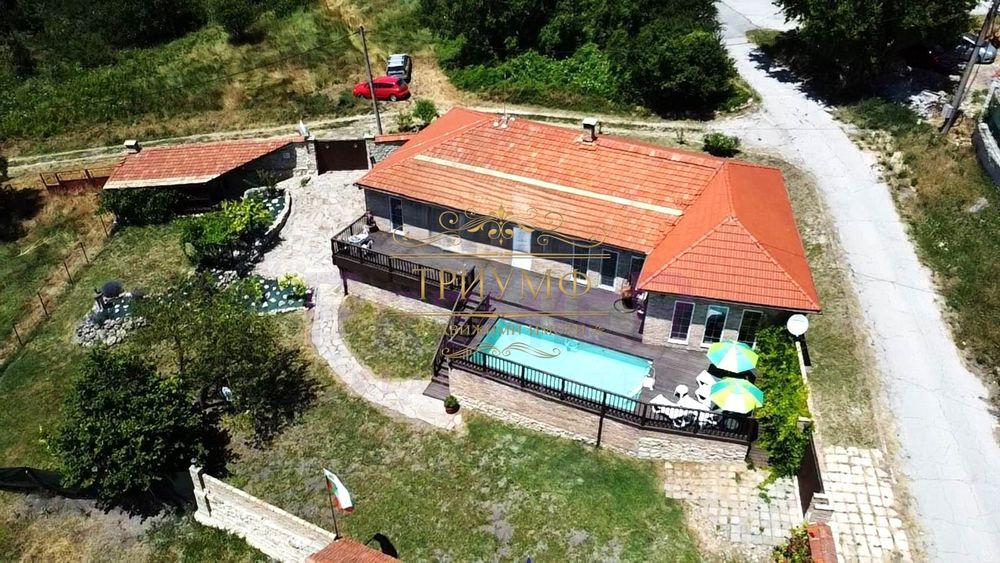 Продава се Къща в с. Баново, Област Варна - 402 кв.м за 933 €/кв.м - Снимка #4