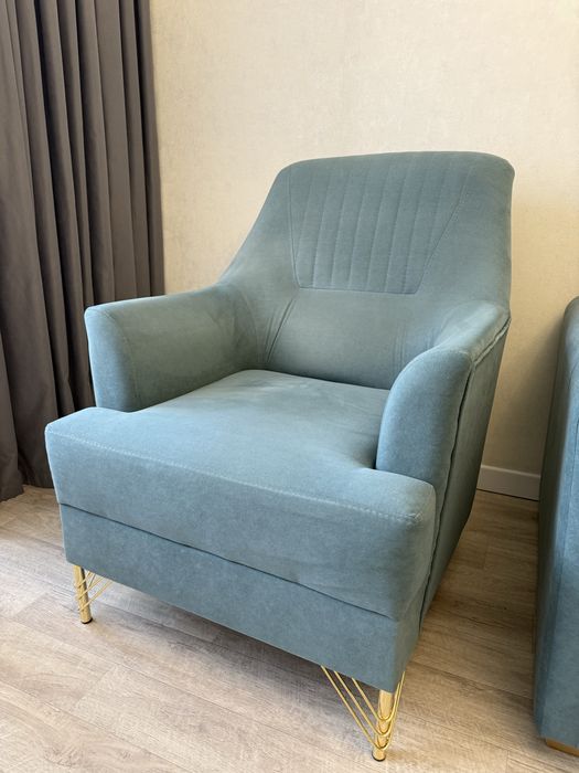 Продам главй диван