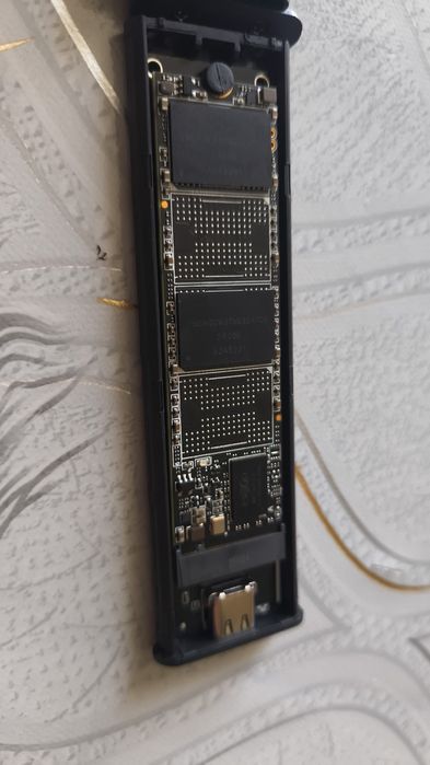 Продам SSD m2 nvme 1 TB