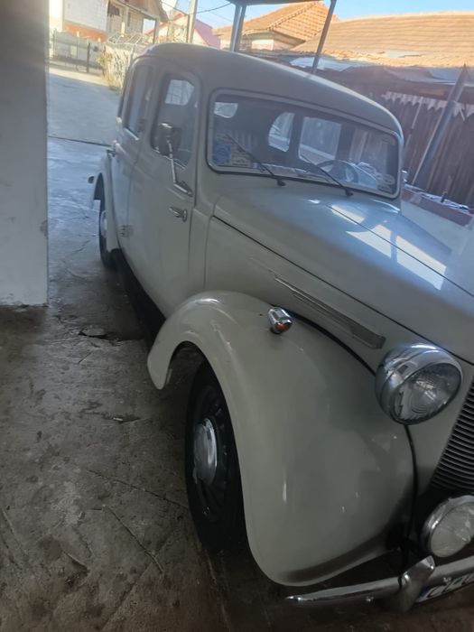 Austin  din  1945.