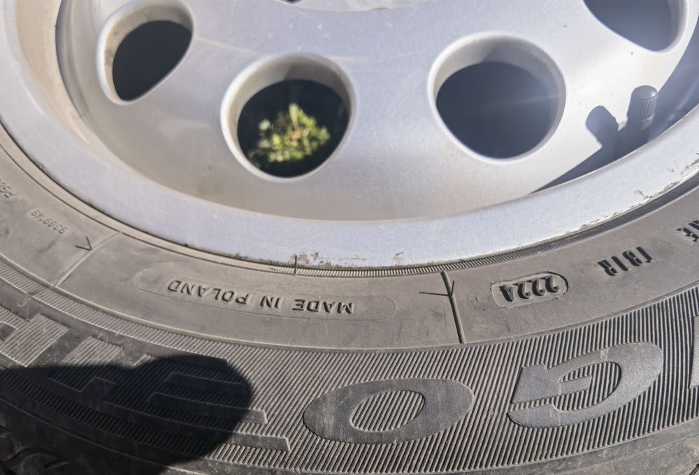 Джанти "телефонни шайби" 15 със зимни гуми 195/65/15