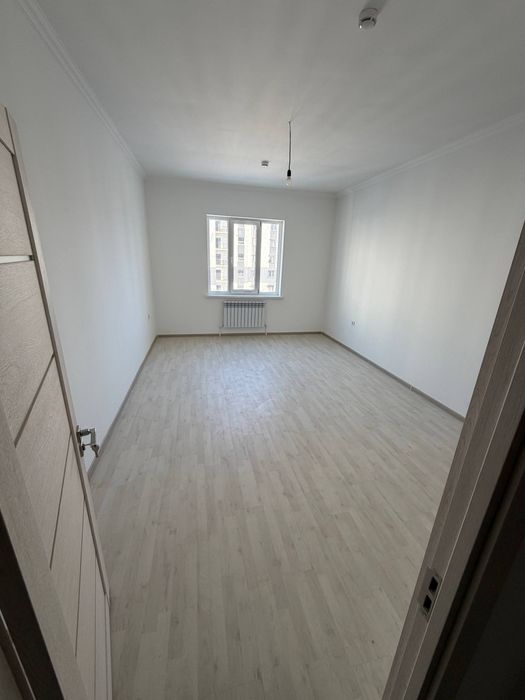 Продается 3-х комнатная квартира в Яшнабадском районе мах. Олмос