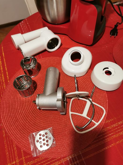 Vând robot de bucătărie Tefal Wizzo