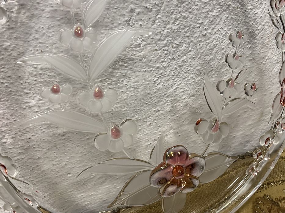 Голям поднос цветен кристал релефни орнаменти Германия 1960