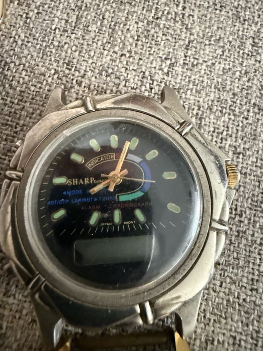 Casio…ceasuri pe  baterie rare si functionale… aratq foarte bine