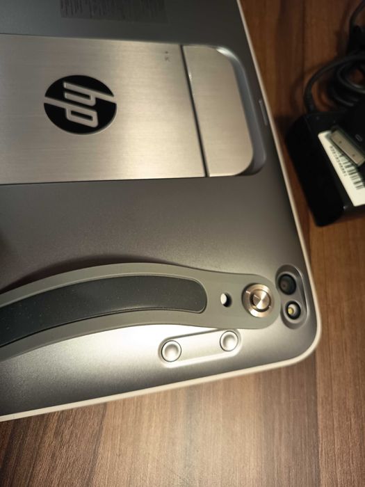 HP Elitepad 1000 Rugged tablet отличен