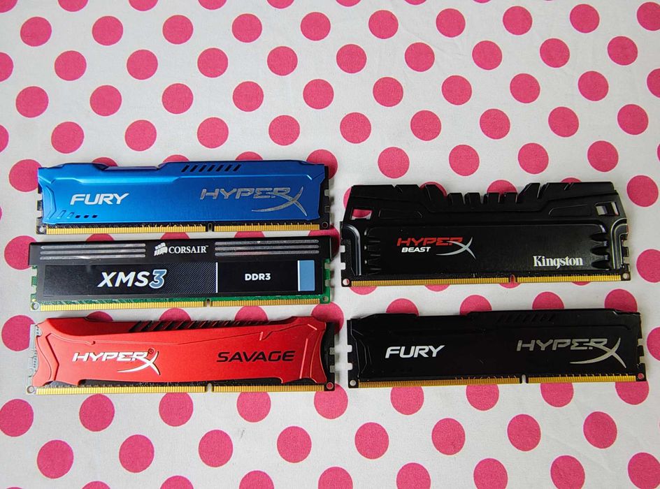 Memorie Ram Kingston, Corsair 4 Gb DDR3 1600MHz Desktop.