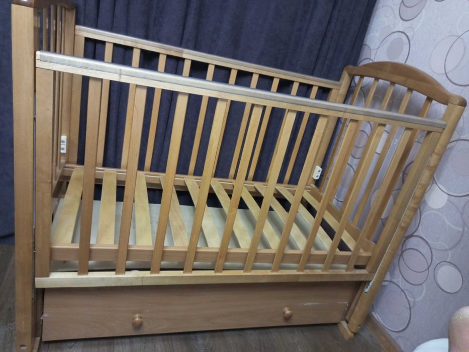 Продается детская кроватка
