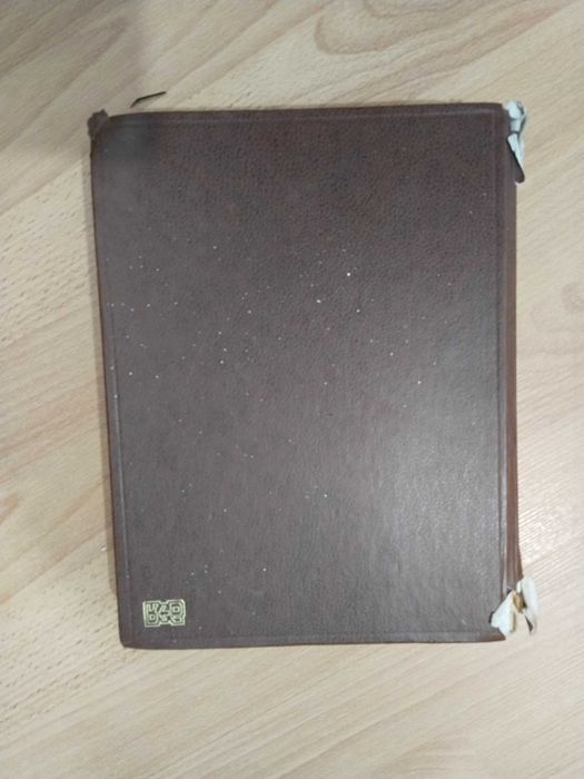 Книги разные старые, новые
