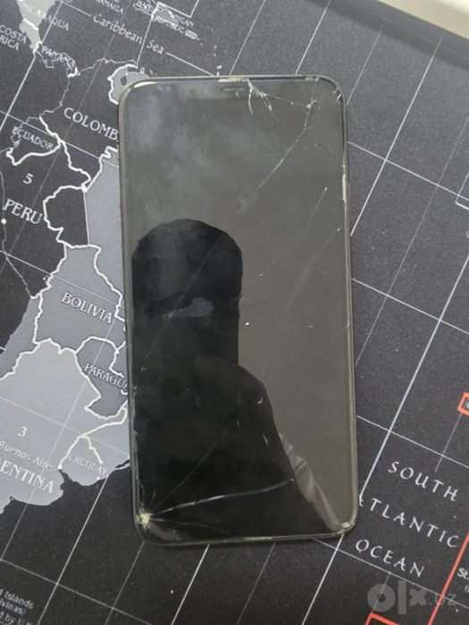 Iphone 11 pro max Bypass