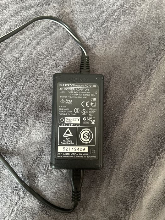 Sony AC-L15B зарядка
