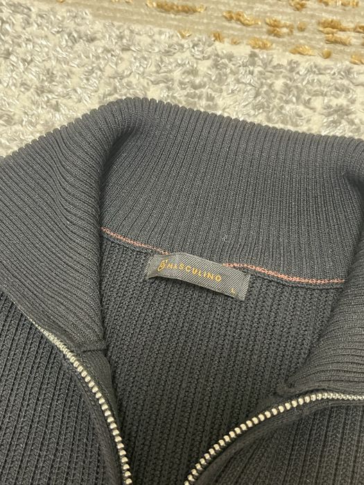 Кардиган полузамок, Manifest