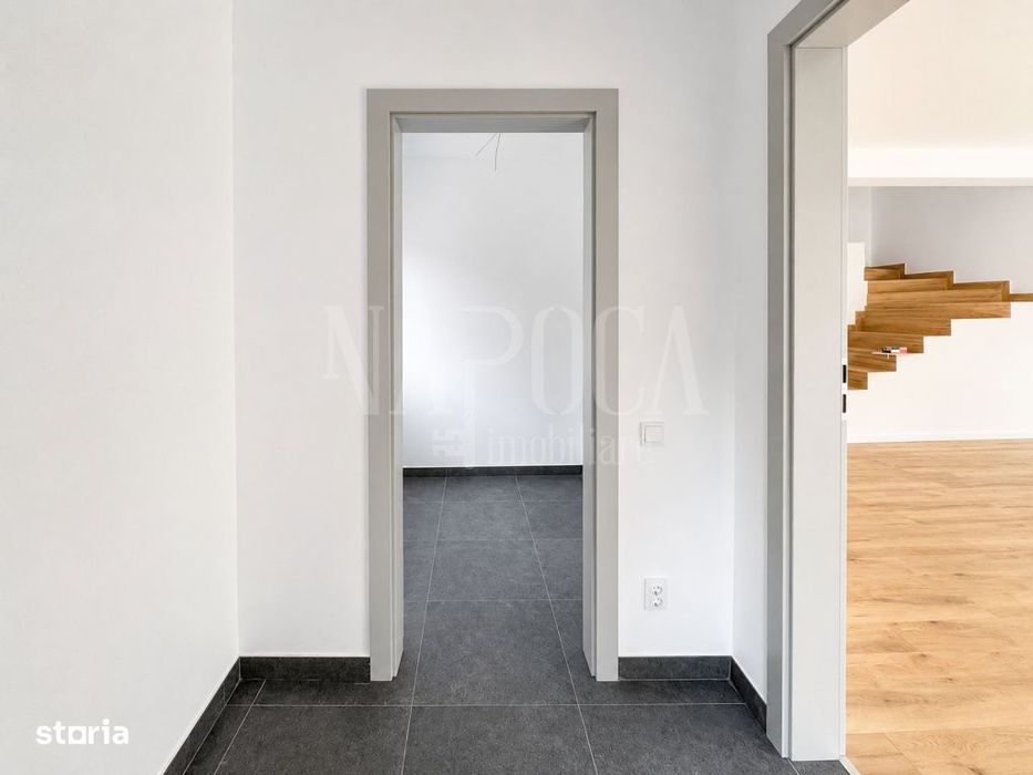 Casa 4 camere de vanzare in Floresti