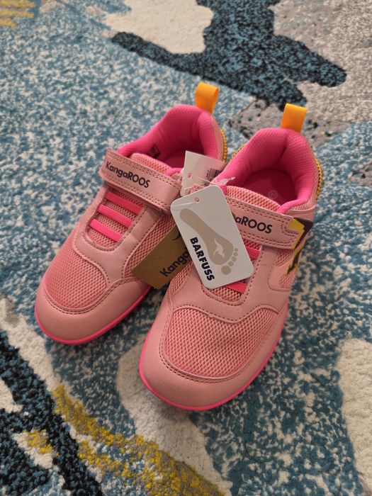 Новые босоногие  кроссовки 31 размера