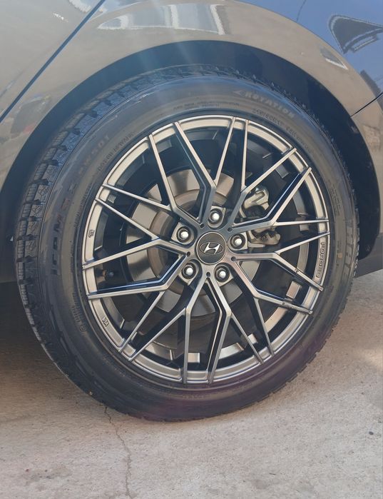 Диски с шинами...