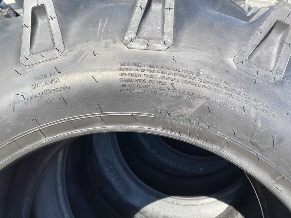 Cauciucuri cu 8 pliuri 14.9-28 marca GRI