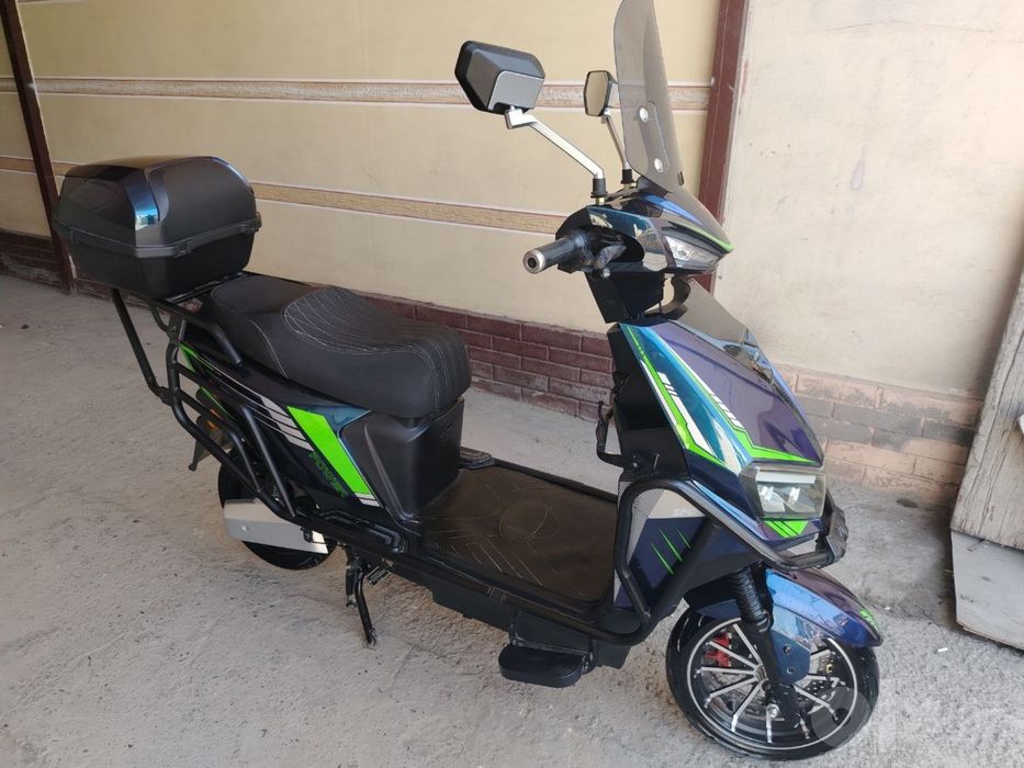 Skutir elektir batareka radnoy
