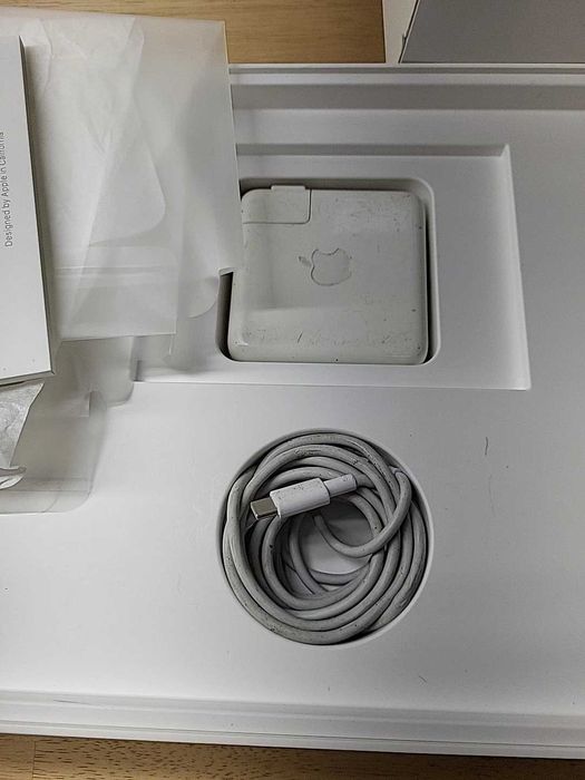 MacBook Pro 13 (2017) A1708 - 8GB ОЗУ ; 128 GB SSD