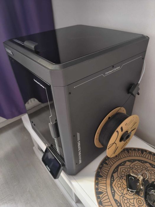 Imprimantă 3D Elegoo Centauri Carbon + Kit Accesorii + Rolă Carbon PLA (Garanție 22 luni)