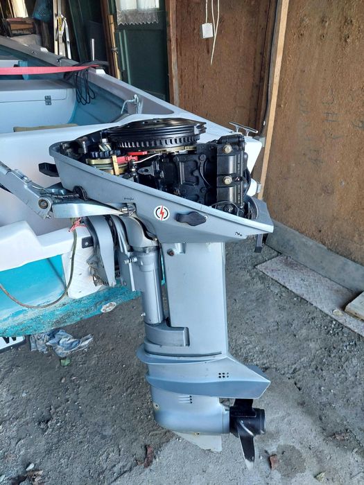 Motor barca Tohatsu 9,8 CP 4 timpi nou si Envirude 15 2T cizma scurta
