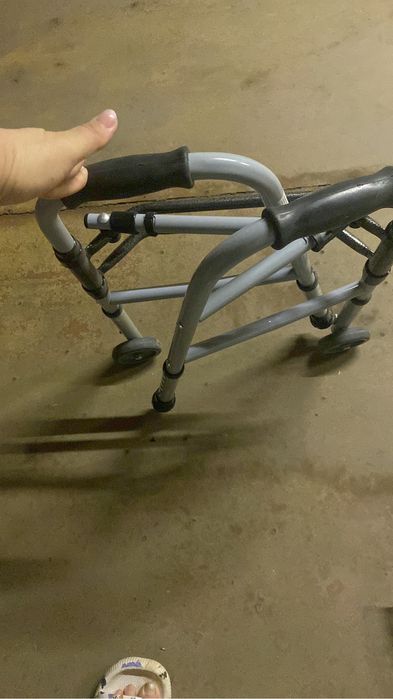 Ходунки для инвалидов детсва