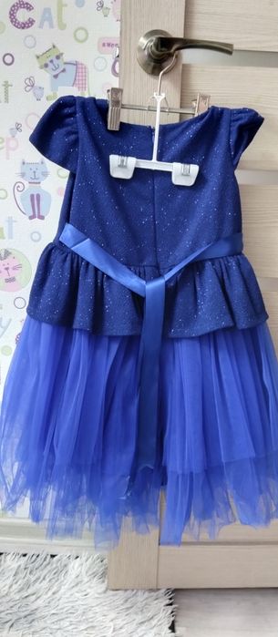 Продам нарядное платье