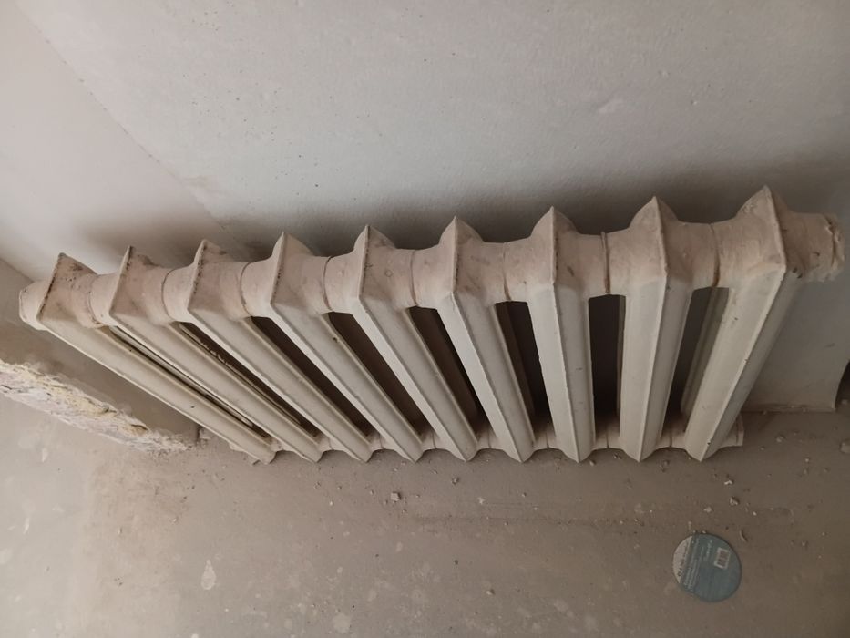 Продам чугунные радиаторы