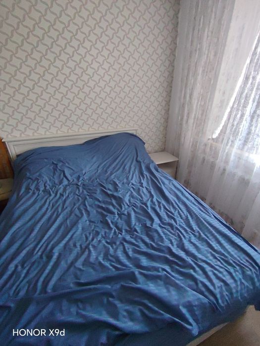 Продам спальный гарнитур