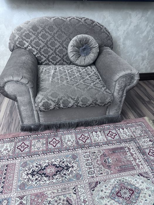 Продам срочно Мягкий уголок