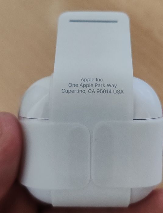 Airpods generația 4