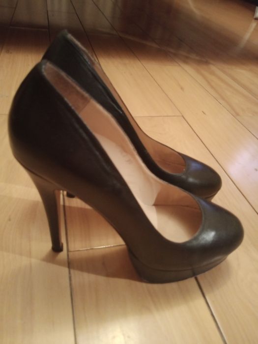 Туфли кожаные 38-39 р