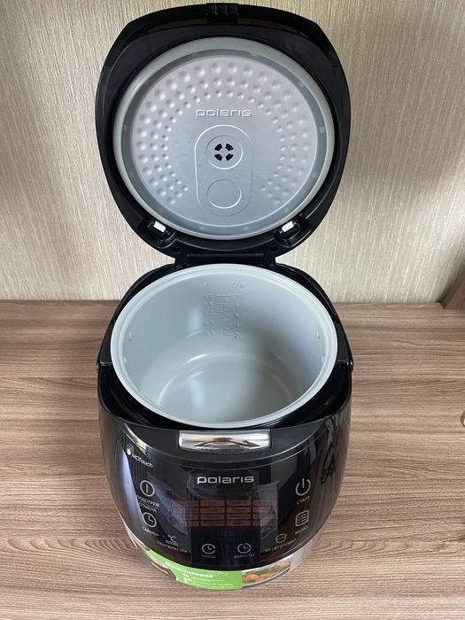 Мультиварка новая