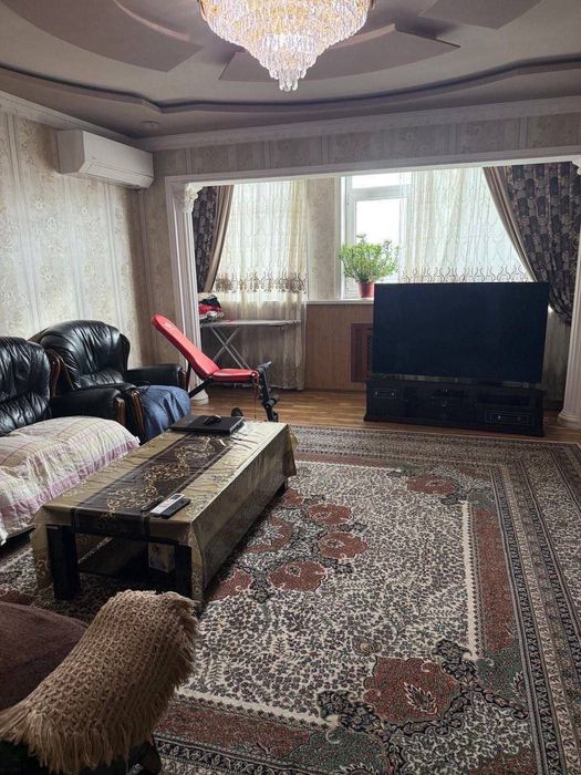 Бабура 3/5/9 СРОЧНО!! СРОЧНО!! 
Франция Площадь-75м2/Комнаты-Раздельно