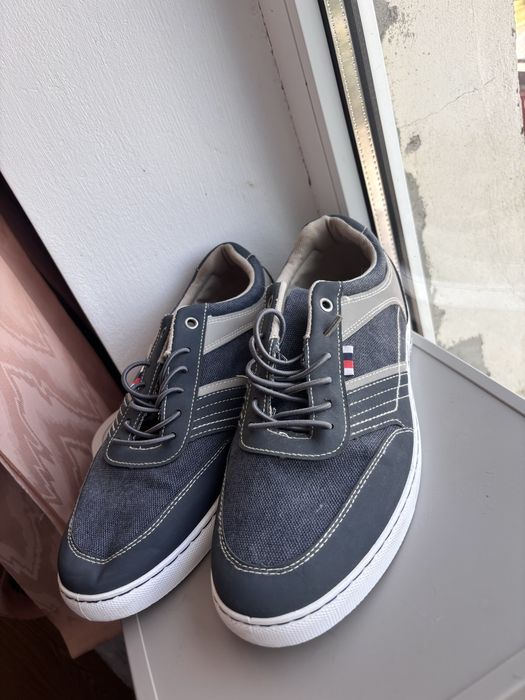 Adidasi pentru barbati